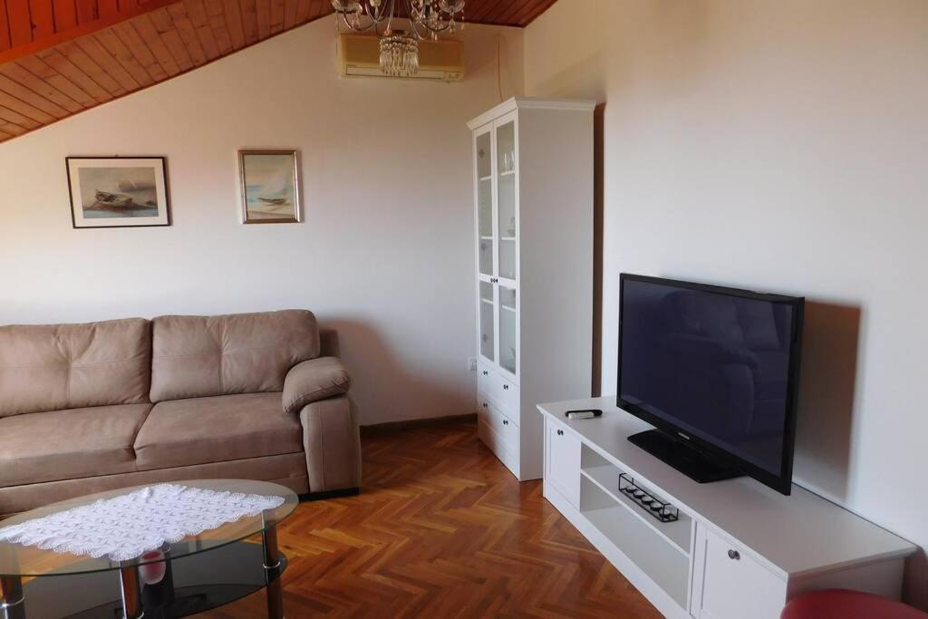 Apartmán Apartman S Pogledom - Iva Kaštela Exteriér fotografie